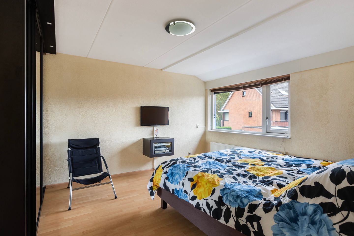 Photo 35 of Limes 25