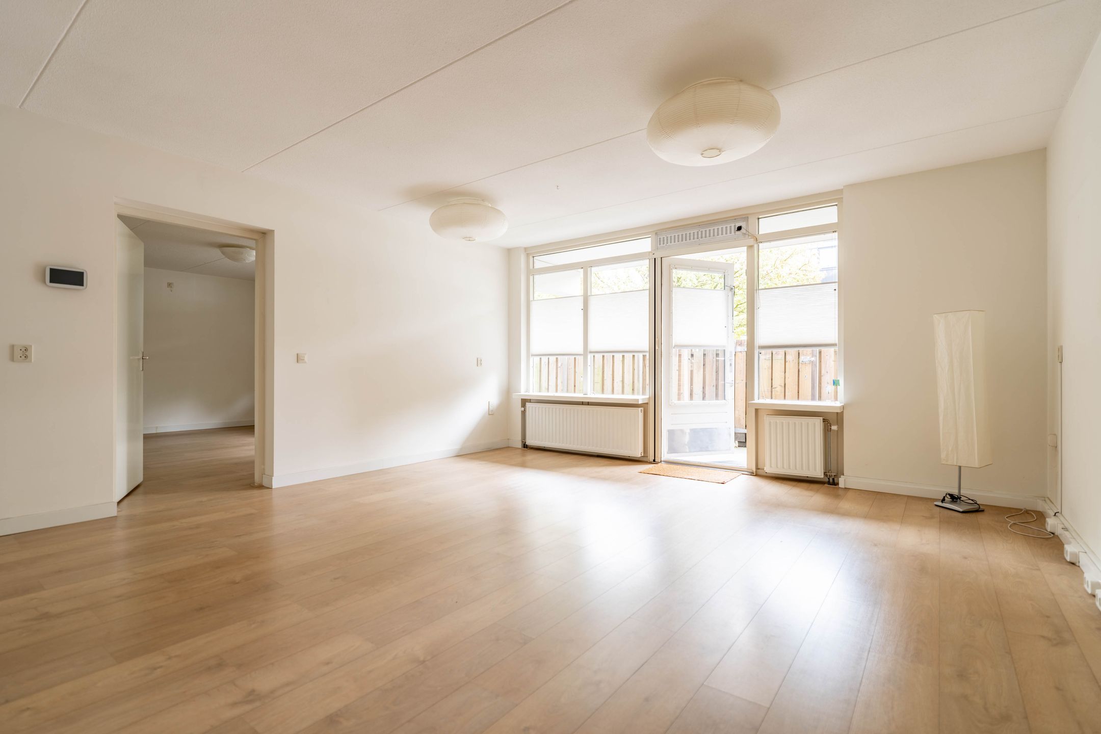 Photo 6 of Huzarenstraat 31