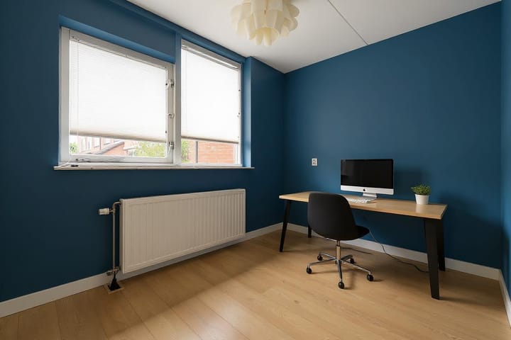 Photo 15 of Huzarenstraat 31