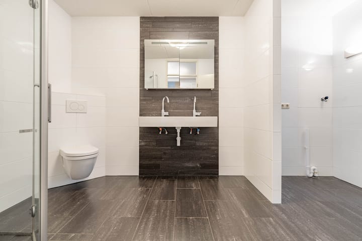 Photo 22 of Huzarenstraat 31