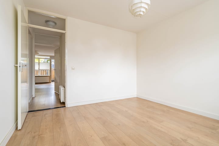 Photo 25 of Huzarenstraat 31