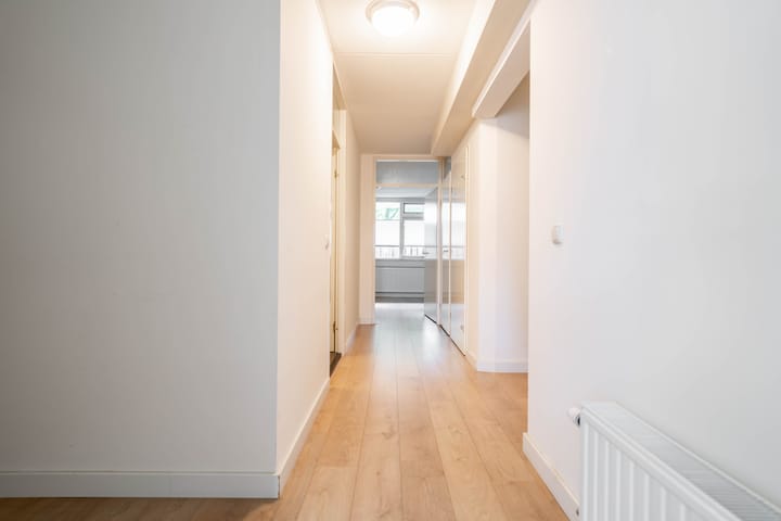 Photo 26 of Huzarenstraat 31