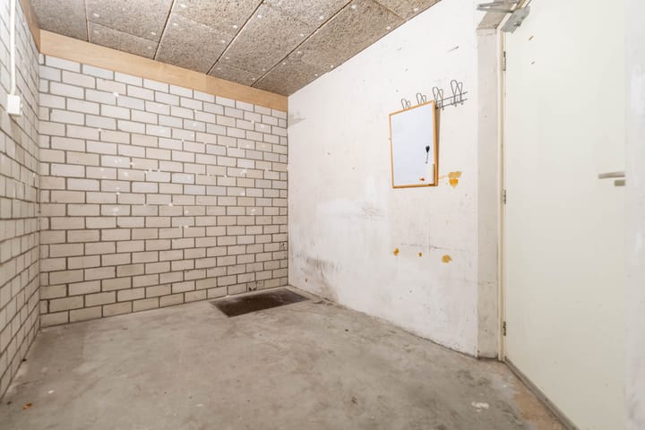 Photo 28 of Huzarenstraat 31