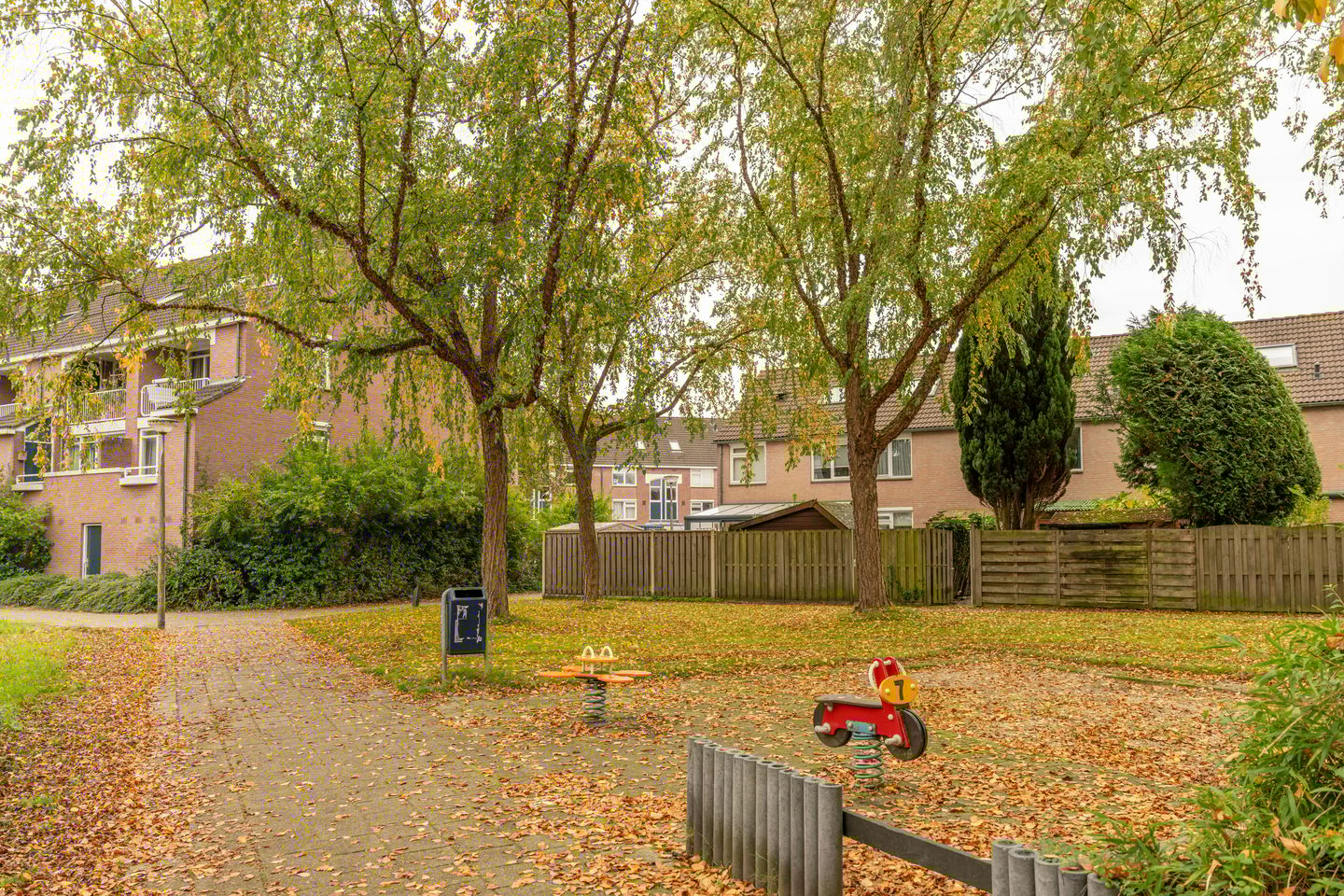 Photo 35 of Huzarenstraat 31