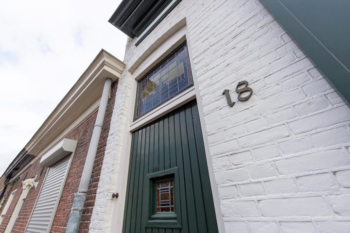 Photo 5 of Van Sonstraat 18