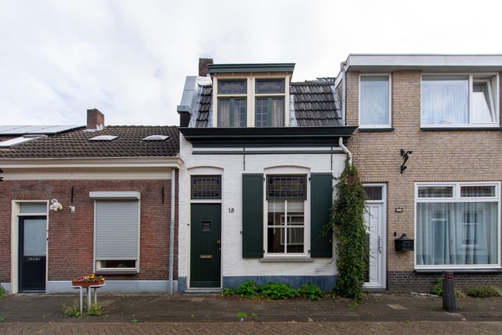 Photo 1 of Van Sonstraat 18