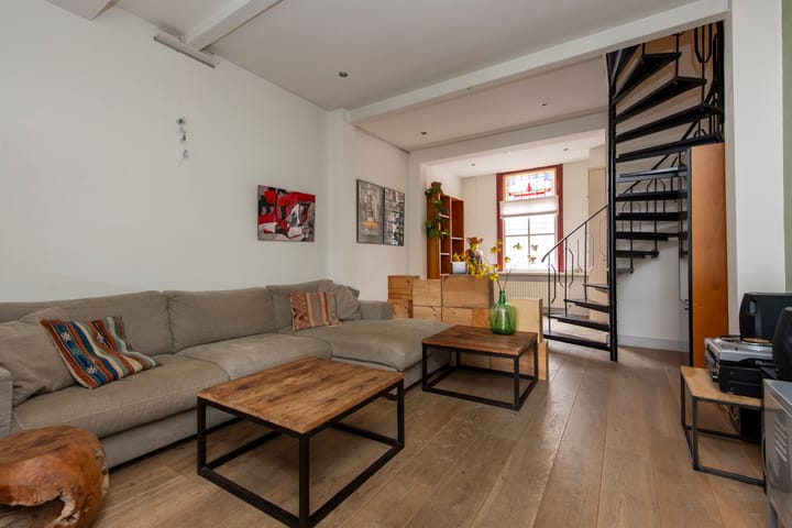 Photo 10 of Van Sonstraat 18