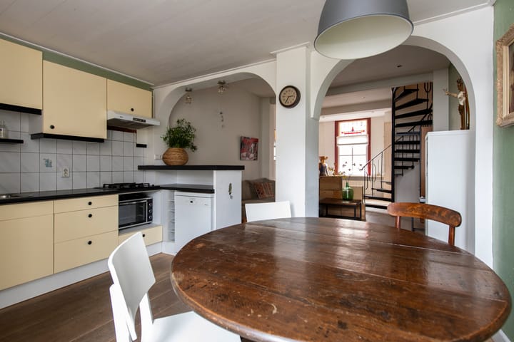 Photo 14 of Van Sonstraat 18