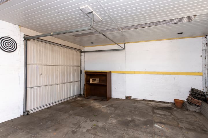 Photo 29 of Van Sonstraat 18