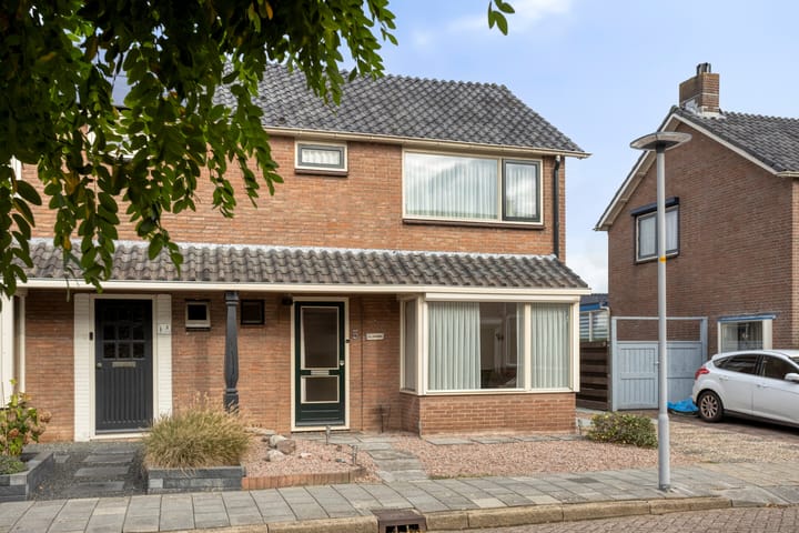 Foto 3 van Fintstraat 5