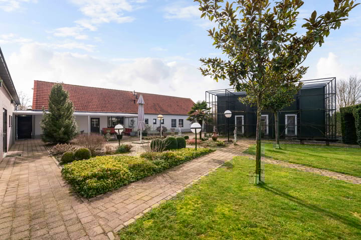 Photo 33 of Sint Sebastiaanskapelstraat 5-A