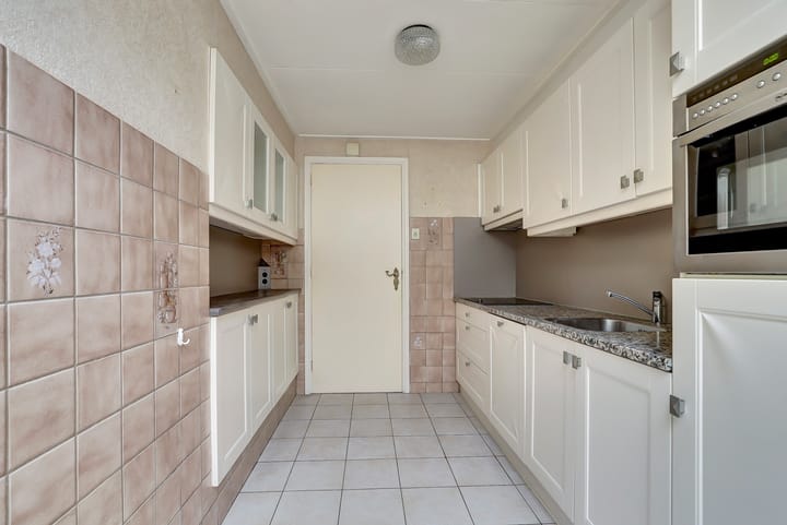 Foto 13 van Leliestraat 77