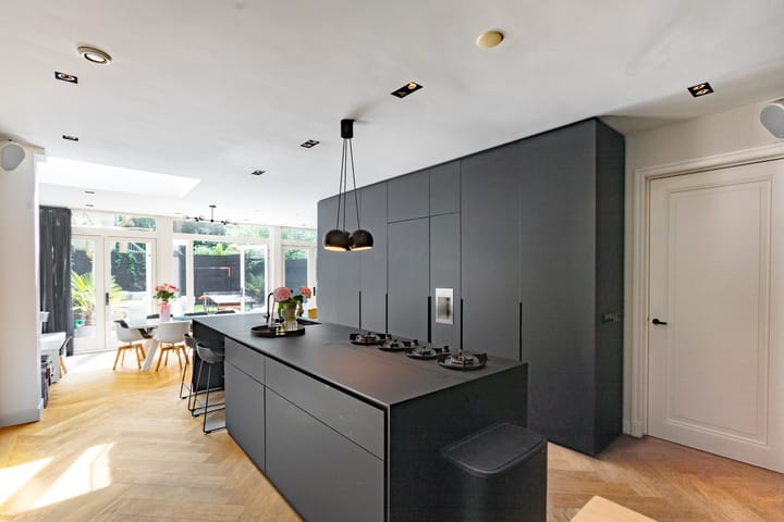 Foto 6 van Willemsparkweg 17