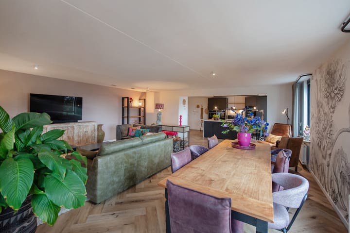 Photo 19 of Letland 18