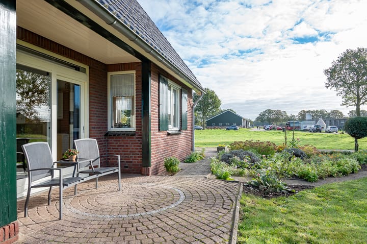 Foto 12 van Menninkweg 1