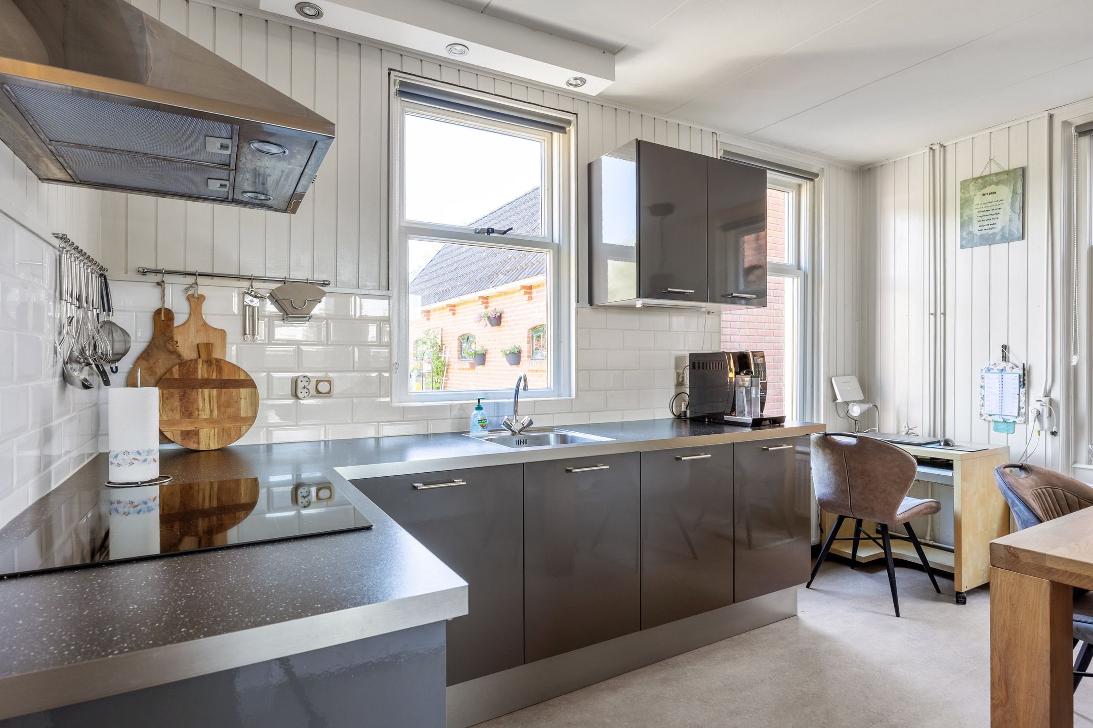 Photo 12 of Hoofdstraat 31