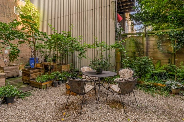 Foto 35 van Rochussenstraat 347-B