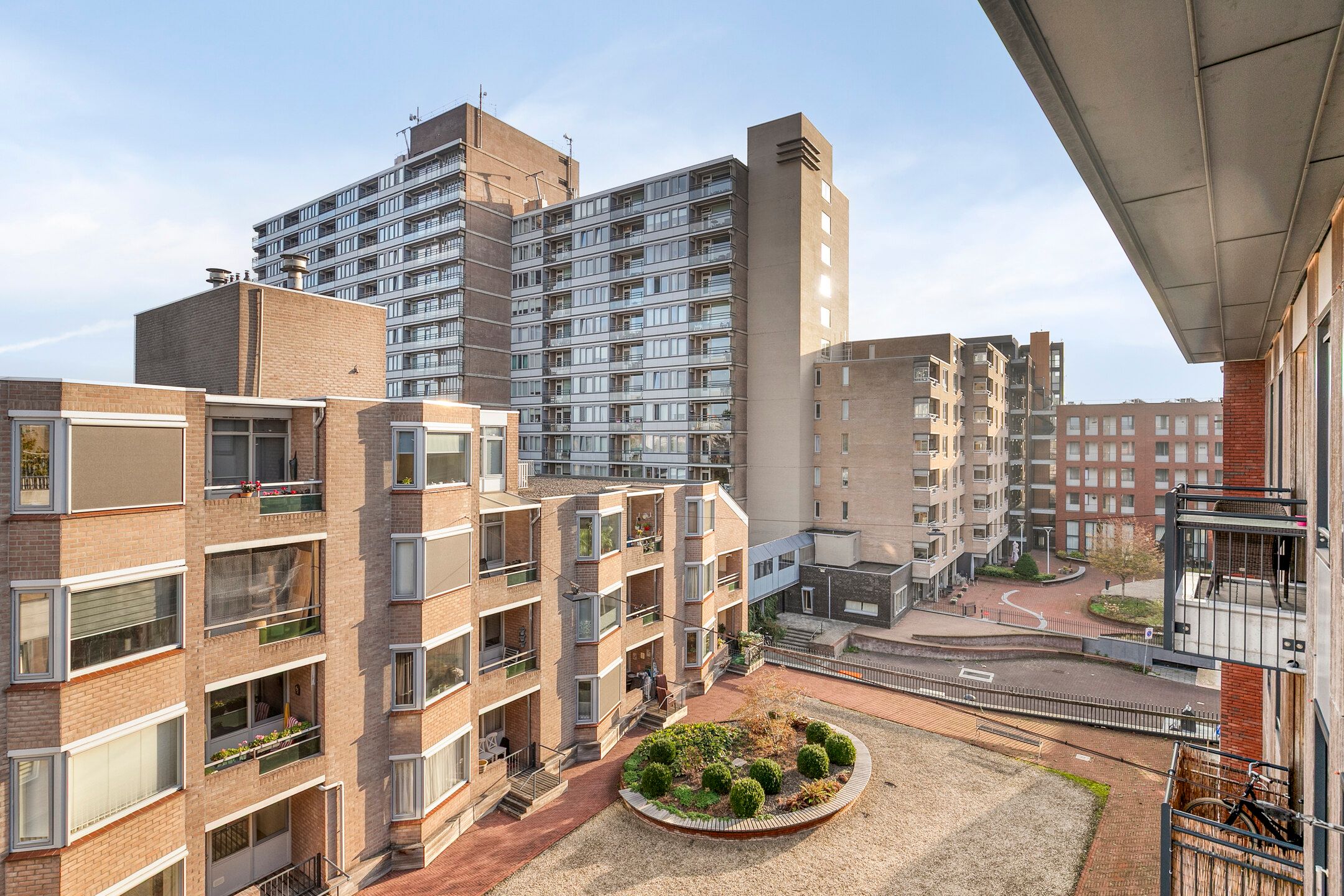 Photo 21 of Noord Koninginnewal 38-A