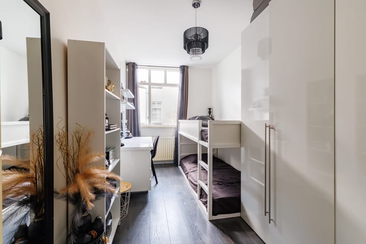 Photo 22 of Zadelmakerstraat 33