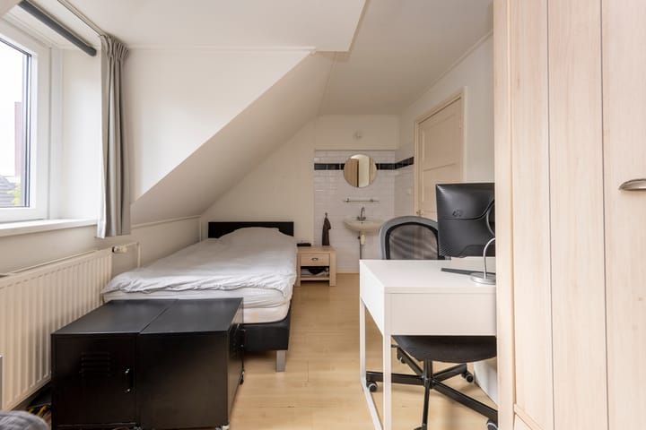 Foto 31 van Molenstraat 15