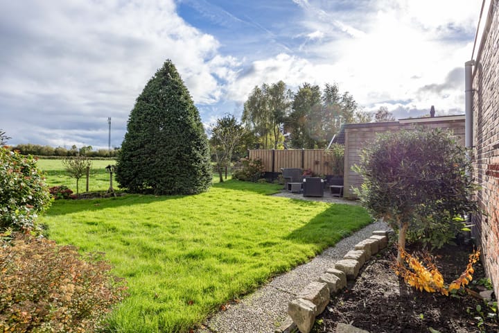 Foto 45 van Bedumerweg 25