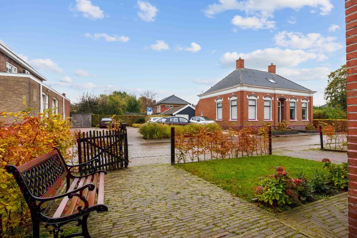 Foto 8 van Julianalaan 3