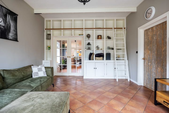 Foto 13 van Julianalaan 3