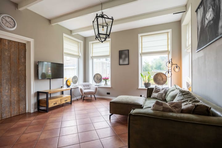 Foto 15 van Julianalaan 3