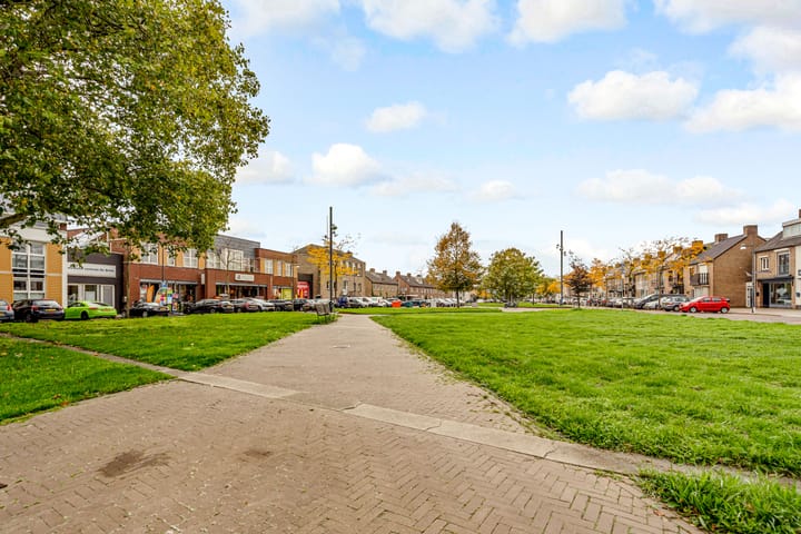 Photo 46 of Achter den Brink 8