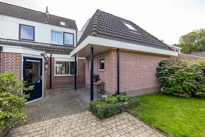 Foto 50 van Voorste Kampen 10