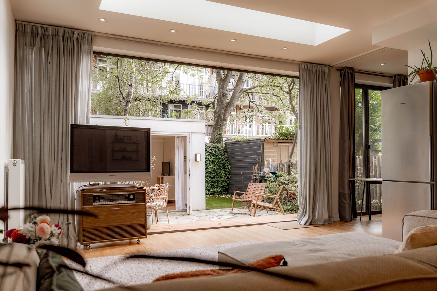 Foto 20 van Paramaribostraat 142