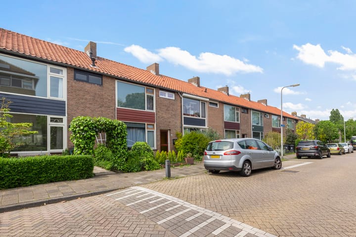 Foto 35 van A.J. van Reststraat 18