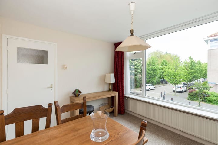 Foto 22 van A.J. van Reststraat 18