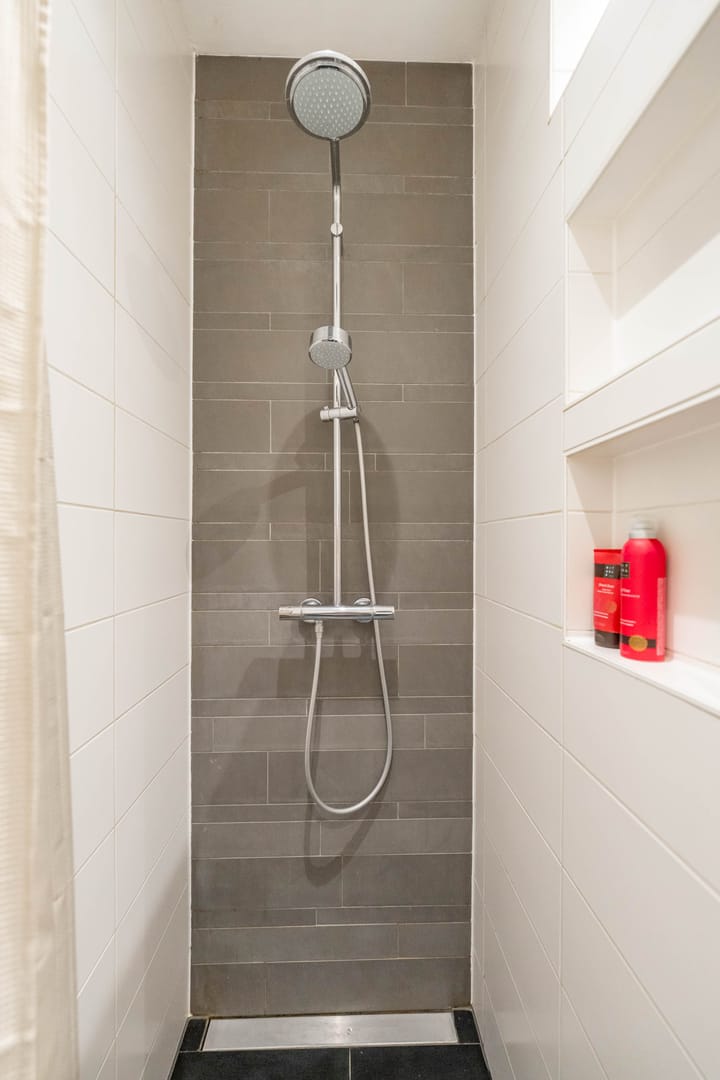 Foto 40 van Paramaribostraat 142