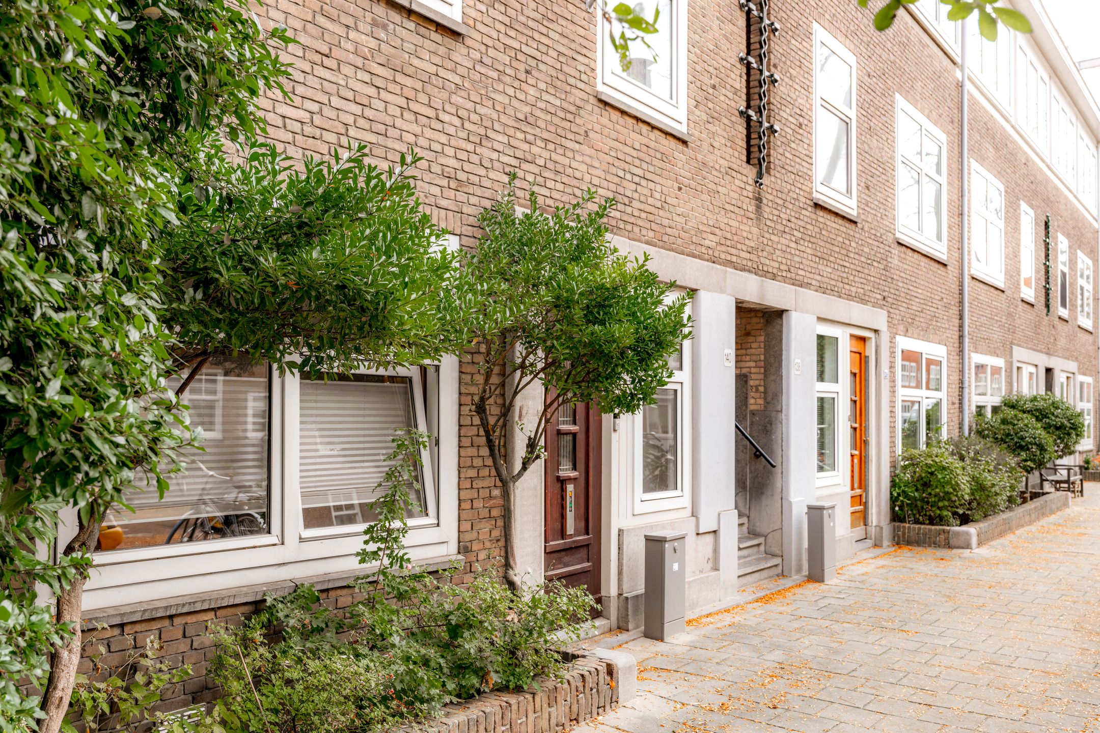 Foto 51 van Paramaribostraat 142