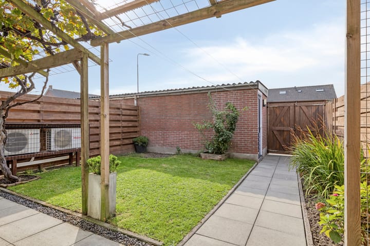 Foto 23 van Cort van der Lindenstraat 133