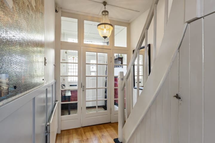 Photo 2 of Javastraat 104