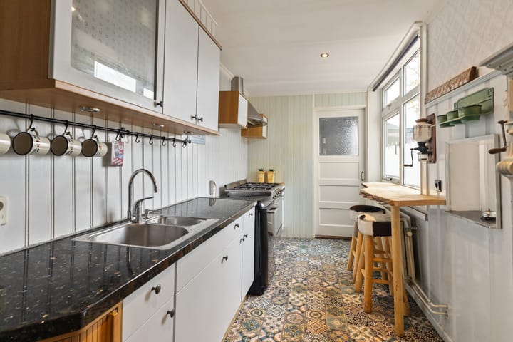 Photo 13 of Javastraat 104