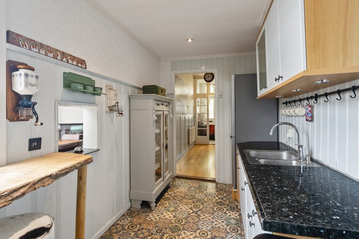 Photo 15 of Javastraat 104