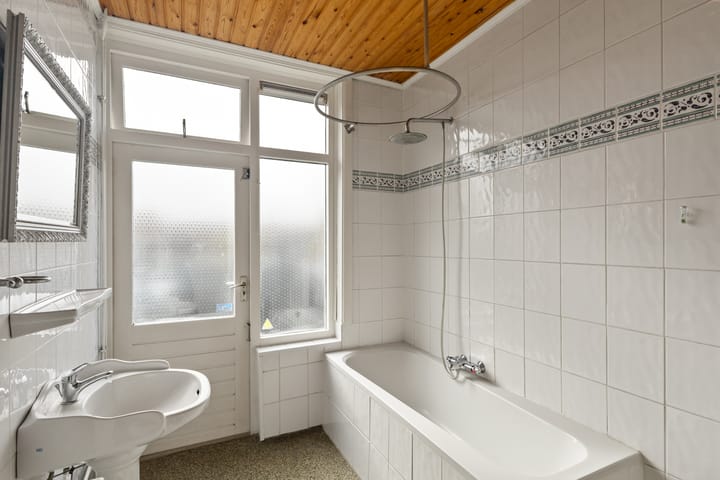 Photo 30 of Javastraat 104