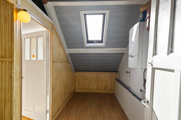 Photo 32 of Javastraat 104