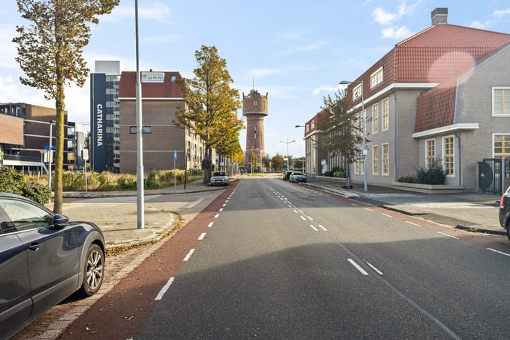 Photo 37 of Javastraat 104