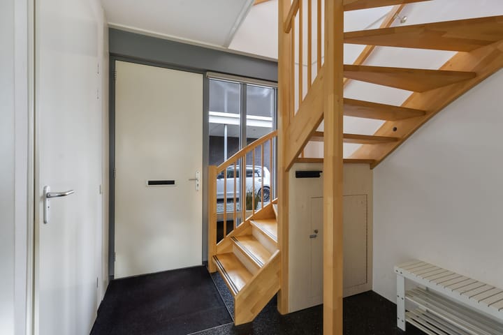 Foto 5 van Sergeant 24