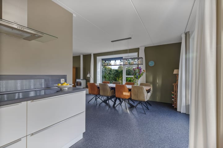 Foto 18 van Sergeant 24