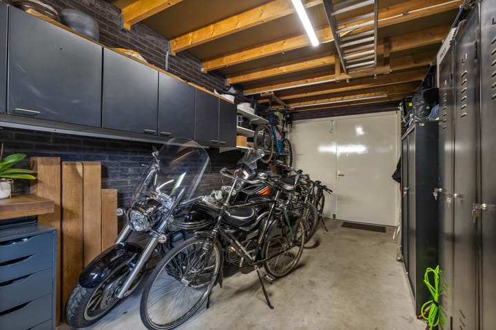 Foto 50 van Sergeant 24