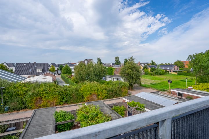 Foto 24 van Dirck Verhagenstraat 18