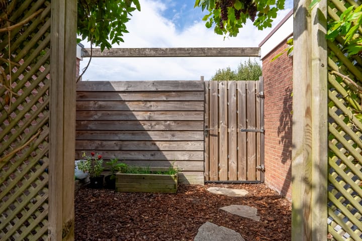 Foto 30 van Dirck Verhagenstraat 18