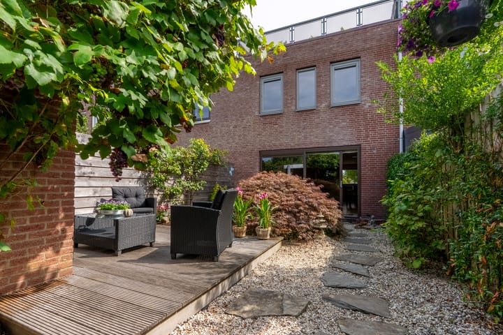 Foto 31 van Dirck Verhagenstraat 18