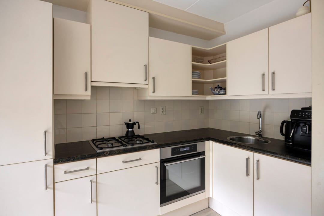 Photo 7 of Snavelzegge 13