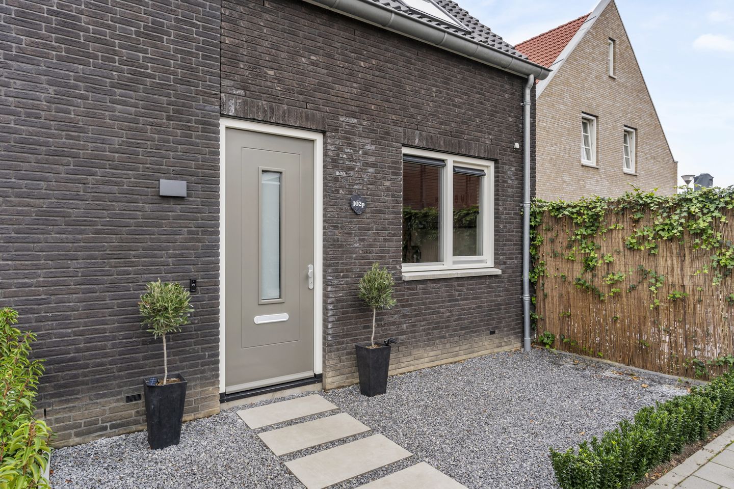 Foto 5 van Rijksstraatweg 102-P